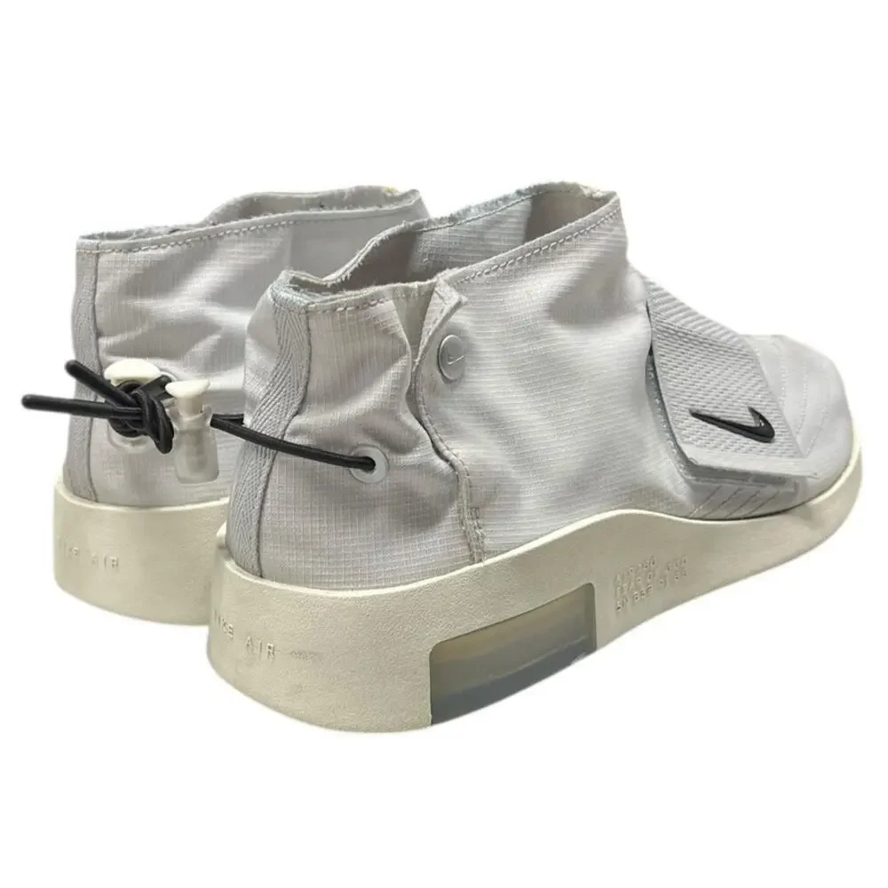Mens Nike Air Fear Of God Moc AT8086-001 Leather Athletic Sneaker SZ 10.5 Silver